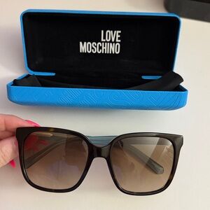 Love moschino sunglasses